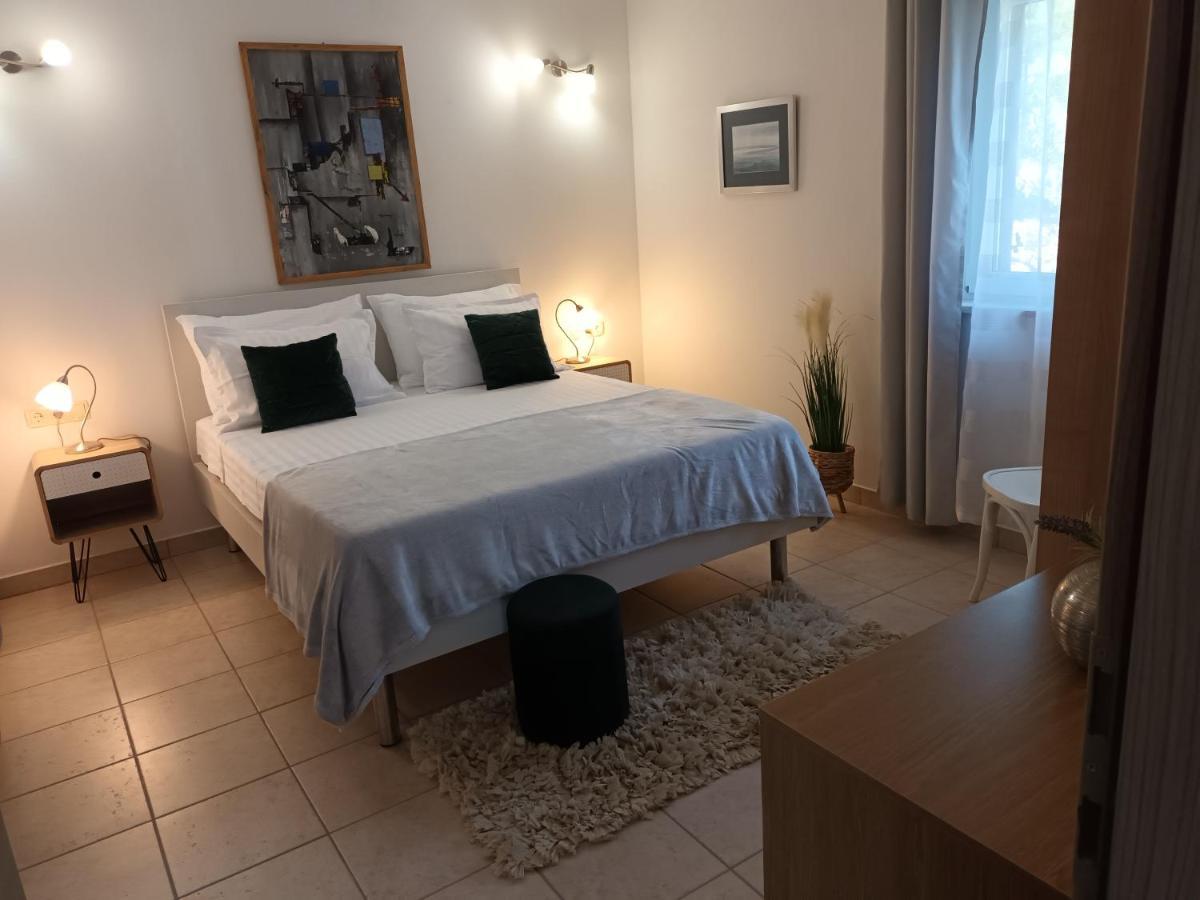 Kuca Za Odmor Maka Vila Kučiće Exterior foto