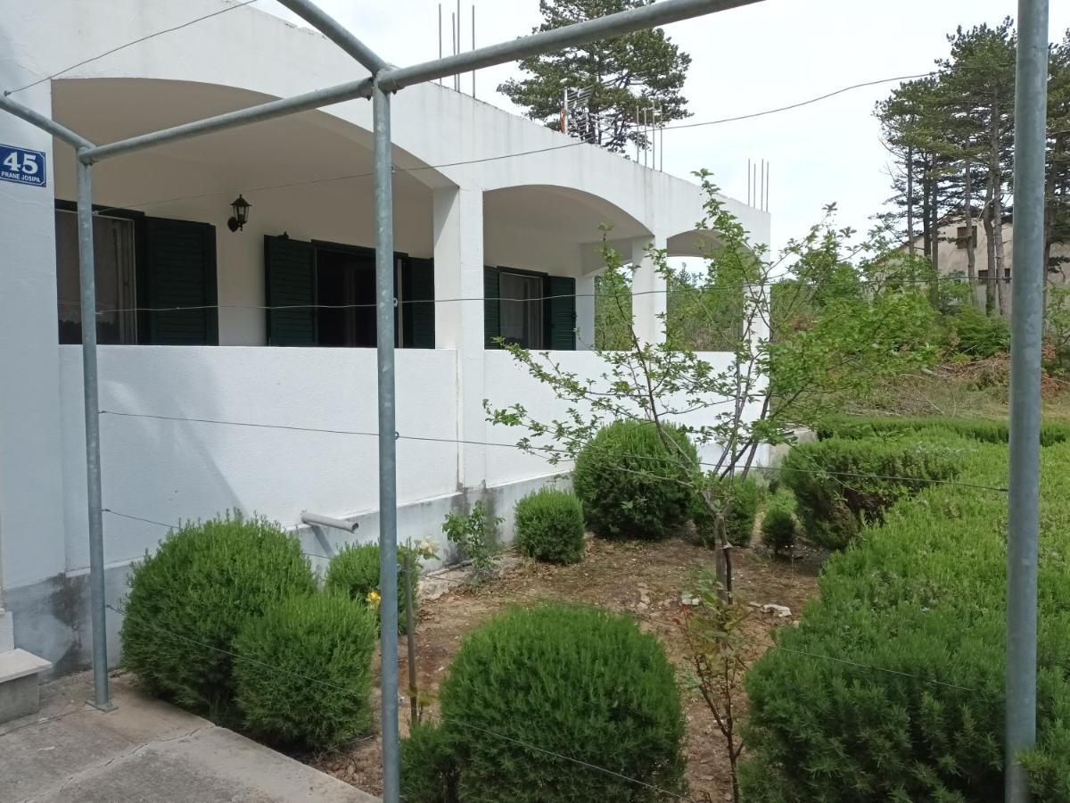 Kuca Za Odmor Maka Vila Kučiće Exterior foto